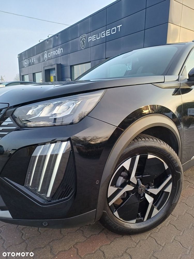 Peugeot 2008 PureTech 130 Allure S&S EAT8 - 12