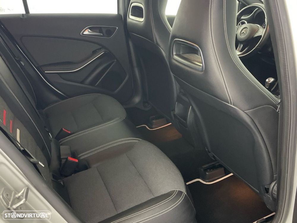 Mercedes-Benz A 180 d Style - 24