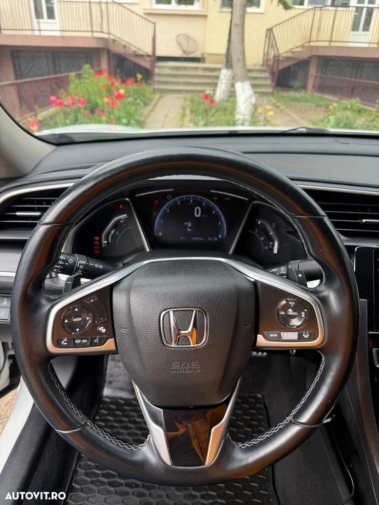 Honda Civic 1.5 VTEC Turbo CVT Elegance Navi - 12