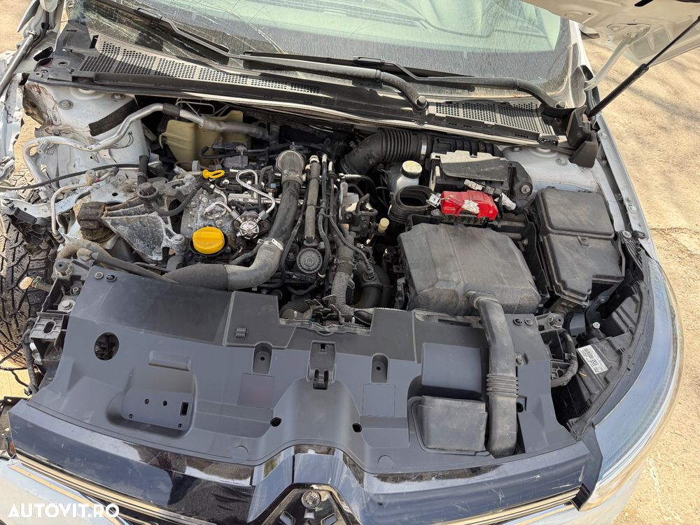 Renault Megane TCE 114 GPF Life - 8