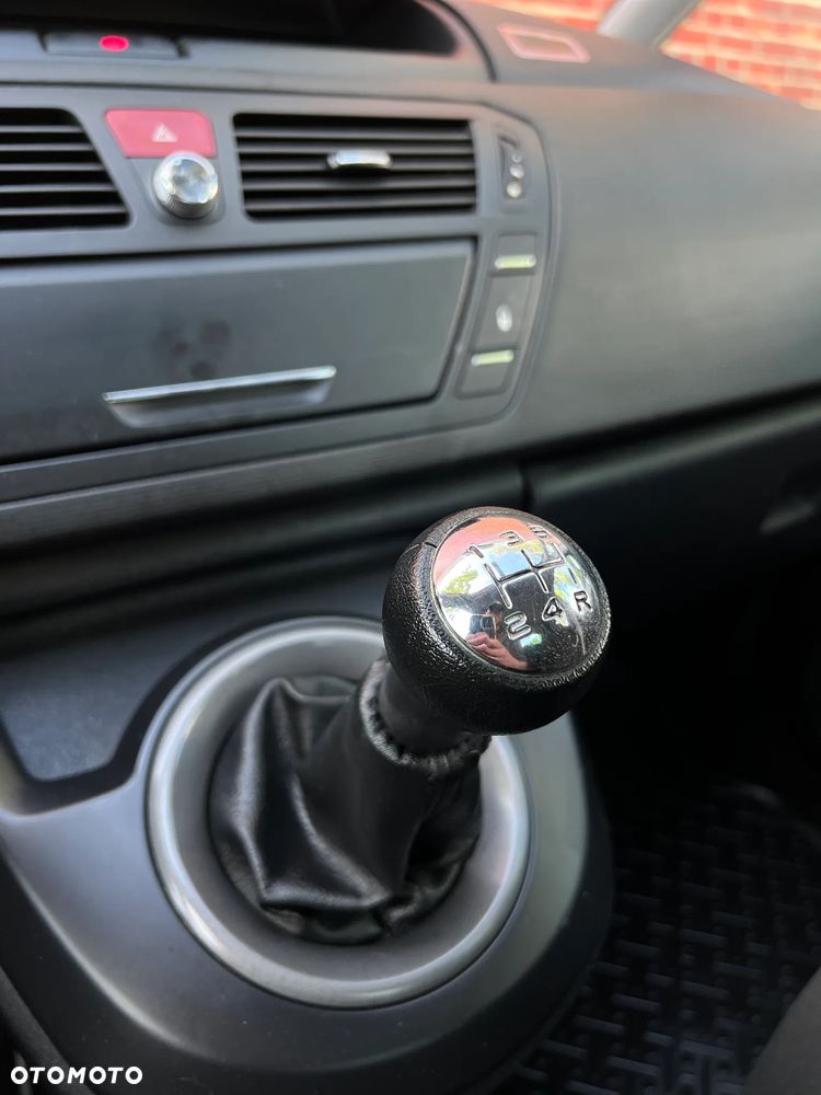 Citroën C4 Picasso - 16