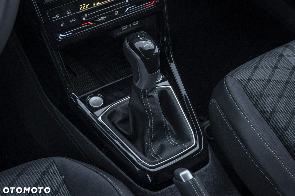 Volkswagen T-Cross - 16