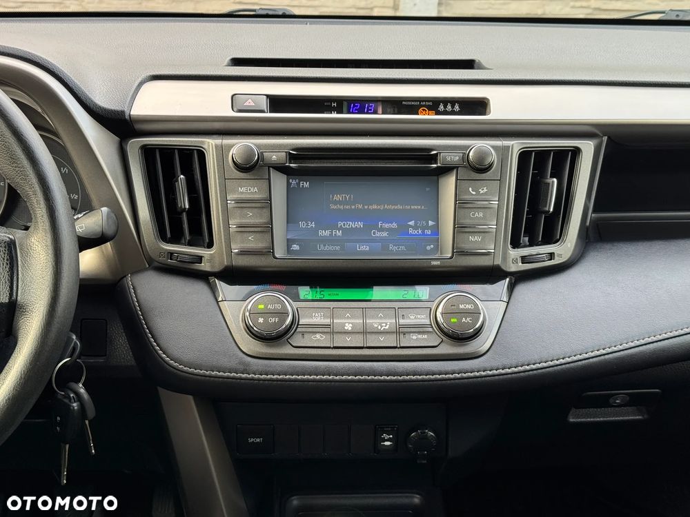 Toyota RAV4 2.0 D-4D Premium - 27