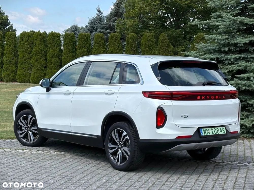 Skywell ET5 72kWh Luxury - 8