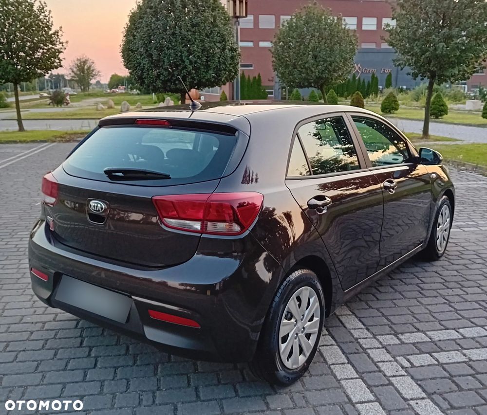 Kia Rio 1.2 XL - 26