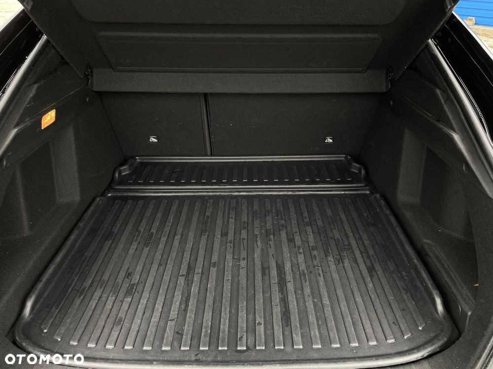 Renault Arkana E-TECH 145 R.S.LINE - 27