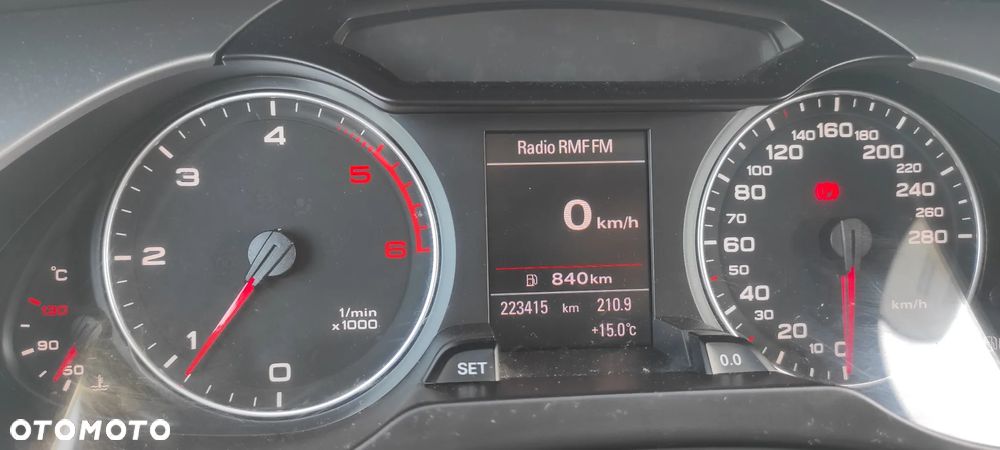 Audi A4 Avant 2.0 TDI DPF quattro Ambiente - 13