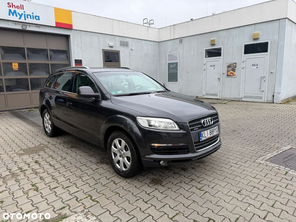 Audi Q7 - 7