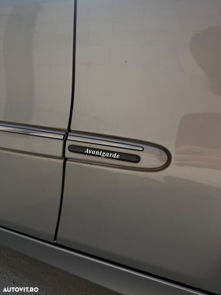 Mercedes-Benz E - 5