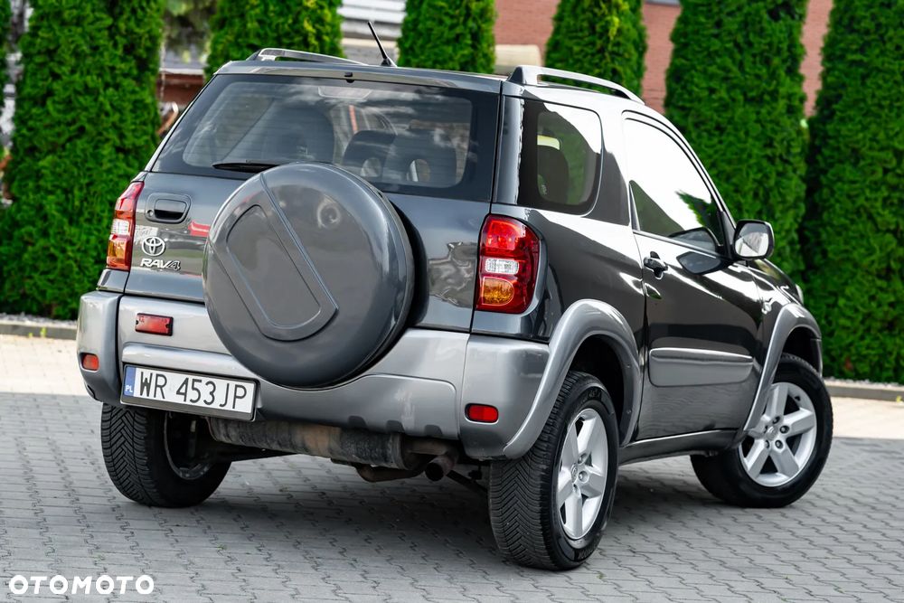 Toyota RAV4 4x4 Edition - 4