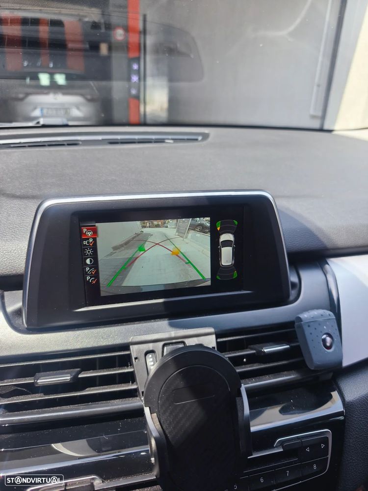 BMW 225xe Active Tourer - 6