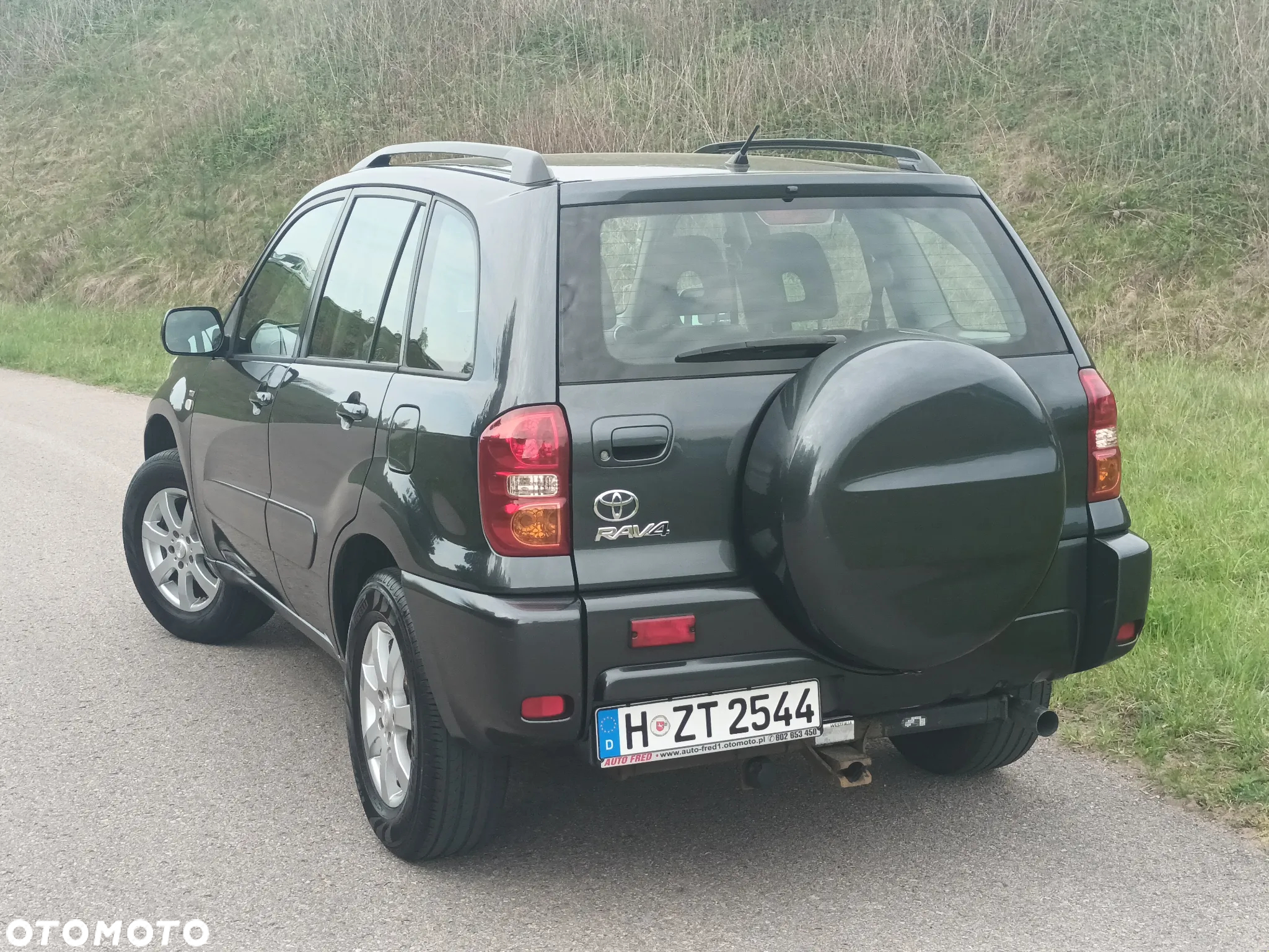 Toyota RAV4 1.8 VVT-i Terra 2WD - 12