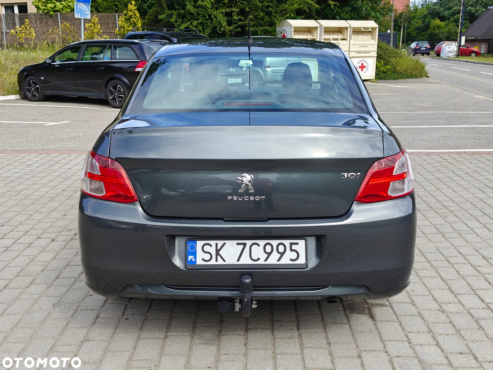 Peugeot 301 1.2 Pure Tech Access - 12