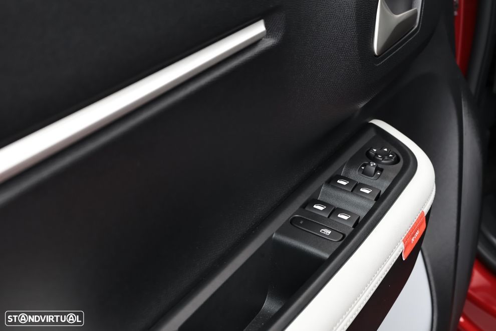 Citroën C3 1.2 PureTech Max - 25