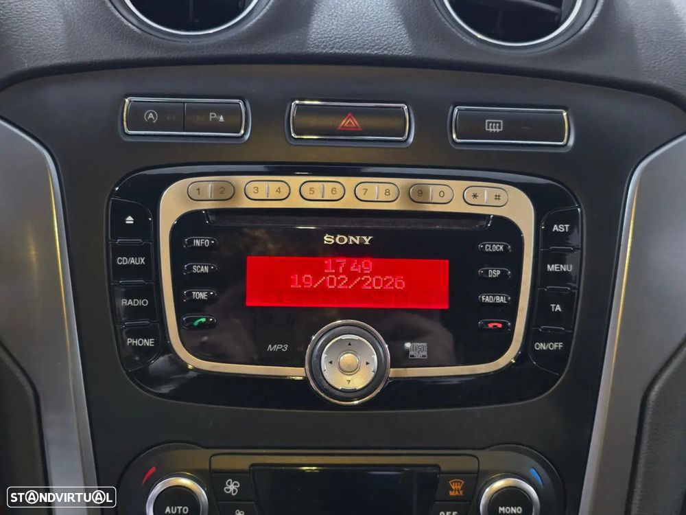 Ford Mondeo SW 1.6 TDCi Titanium - 8