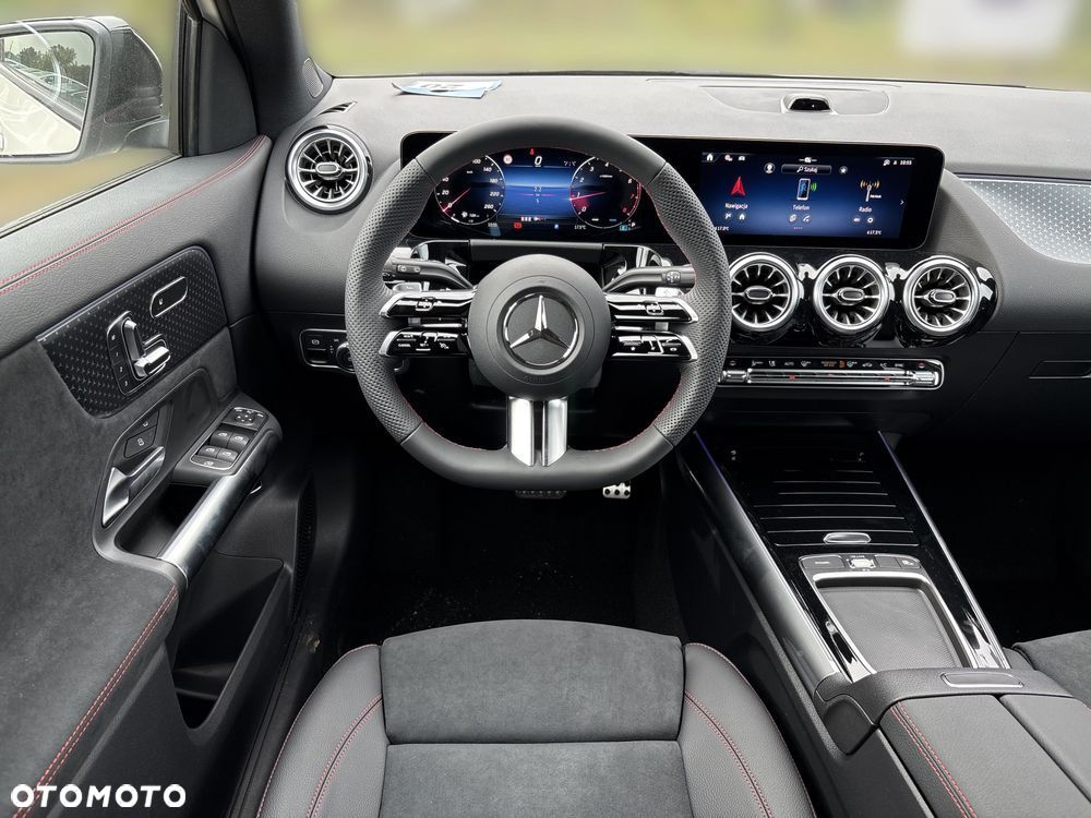 Mercedes-Benz GLA 220 mHEV 4-Matic AMG Line 8G-DCT - 15