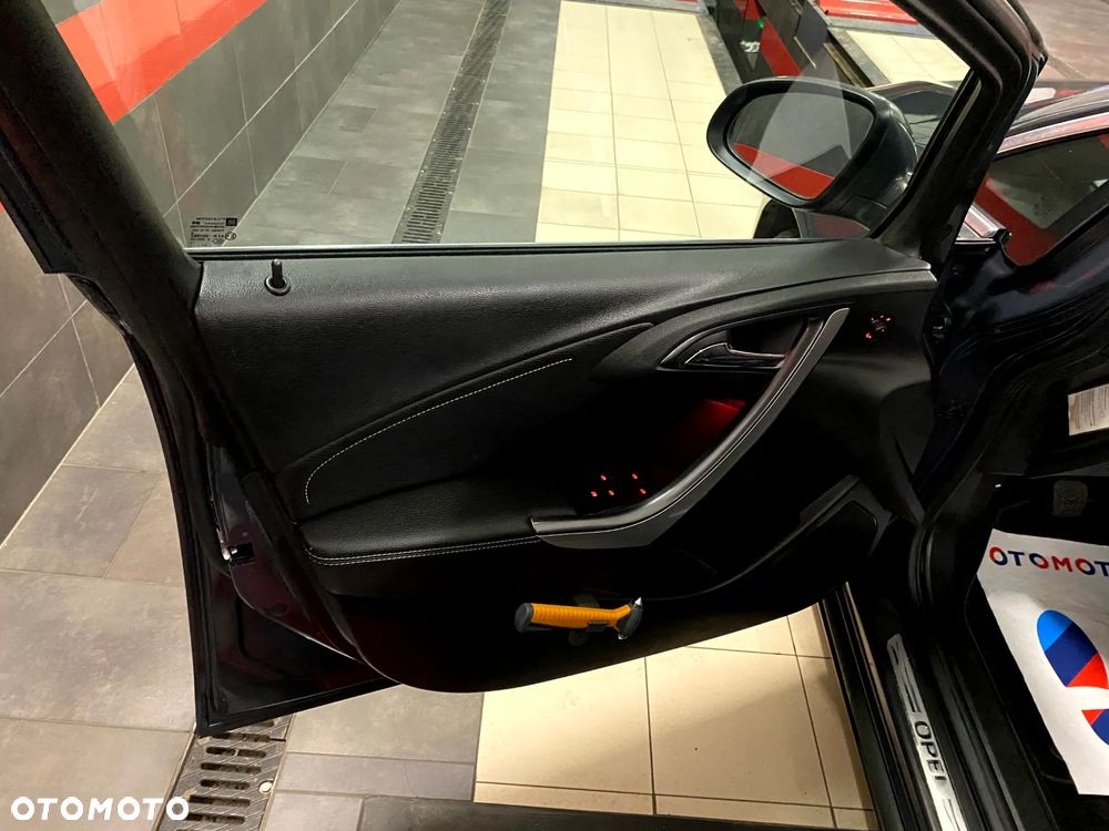 Opel Astra 1.4 Turbo Innovation - 15