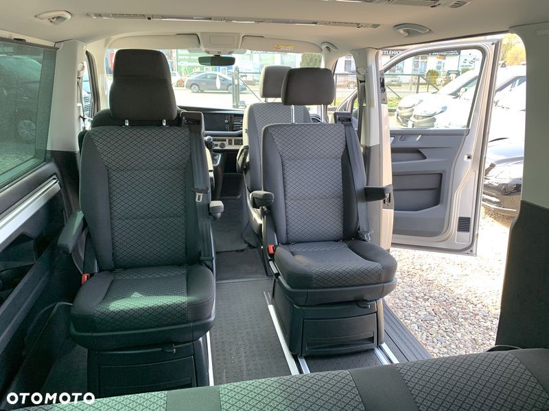 Volkswagen TRANSPORTER MULTIVAN BULLI T6.1, DSG 4Motion, T6 4x4 plus reduktor napędów, Model SALON POLSKA BULLY ORYGINAL!! Światła LED, Fotele obracane kapitańskie, Dynamiczne komfortowe zawieszenie!! 3 strefowa klimatyzacja, Felgi specjalne, Pakiet akustyczny, Stolik CAMPER.. - 16