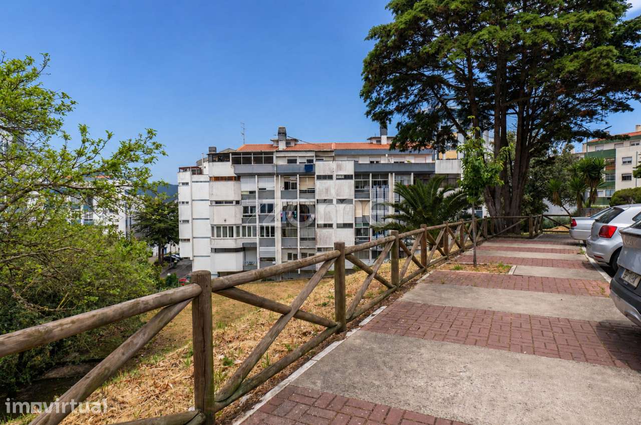 Apartamento T3 à Venda em Rio de Mouro - Grande imagem: 2/20
