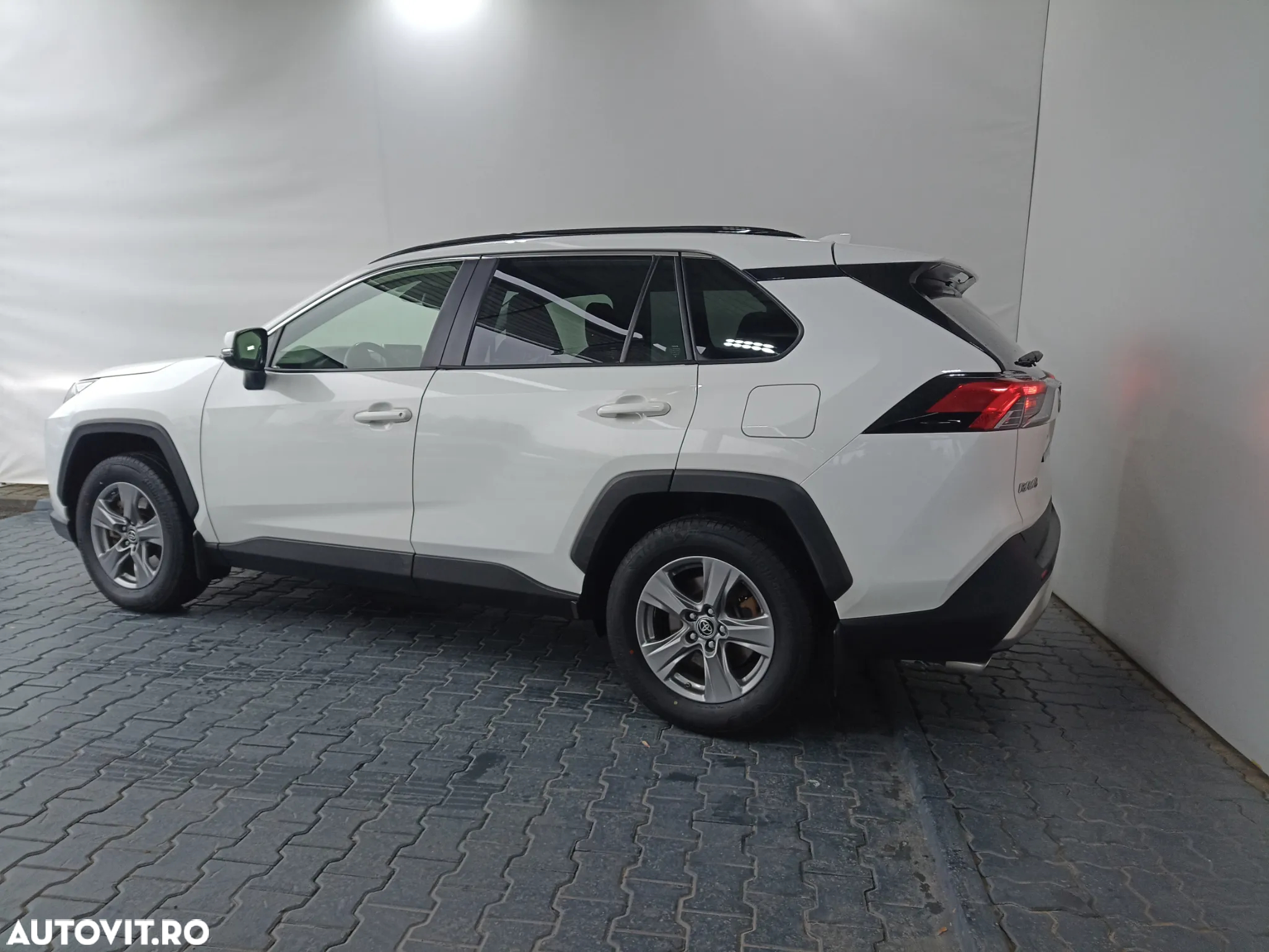 Toyota RAV4 2.5 Hybrid VVT-iE 4x4 Active - 3
