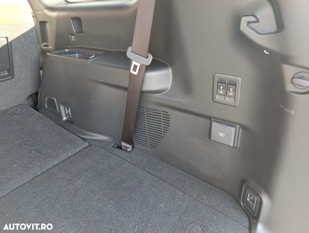 Toyota Land Cruiser - 18