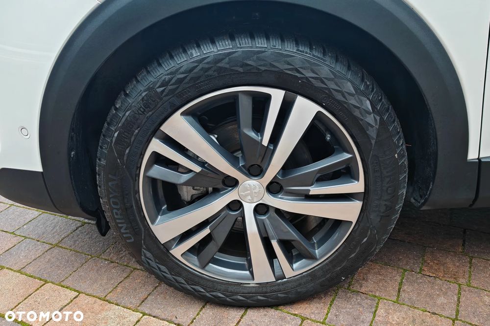 Peugeot 3008 1.2 PureTech mHEV Allure Pack S&S e-DCS6 - 35