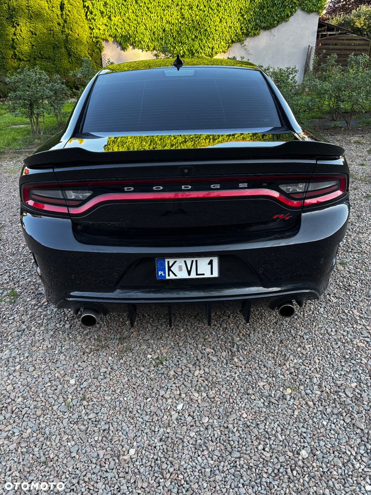 Dodge Charger 6.4 Scat Pack - 37