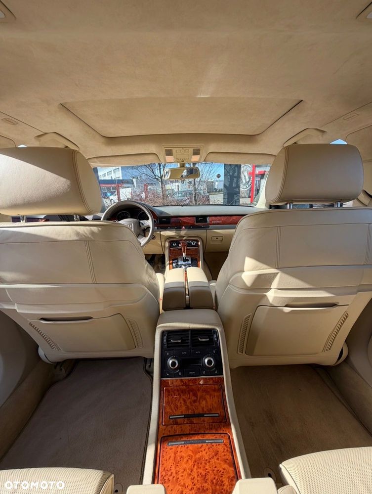 Audi A8 - 5