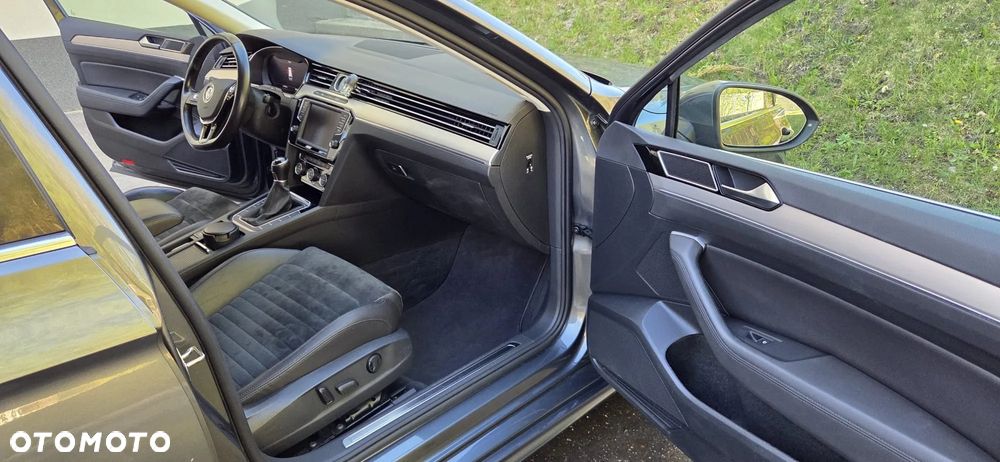 Volkswagen Passat 2.0 TDI BMT Highline - 16