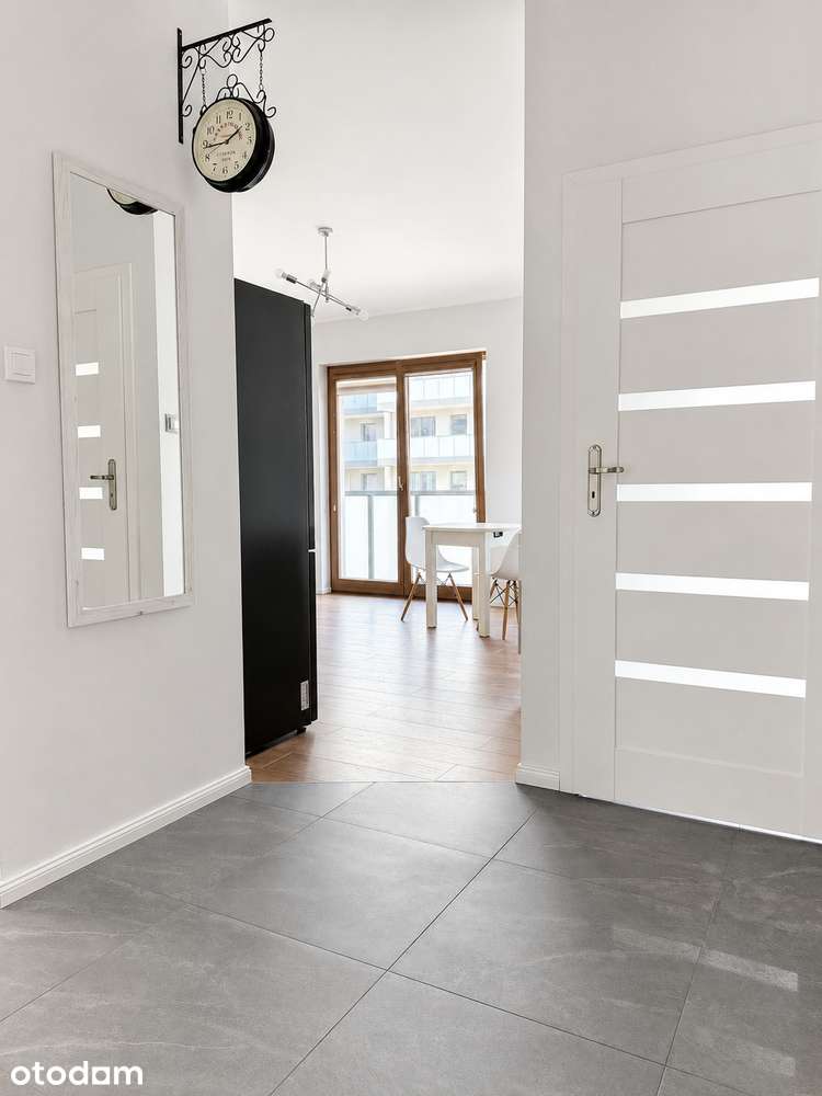 Starowiejska 50. Dwie sypialnie, salon z aneksem, biuro, garaż, balkon