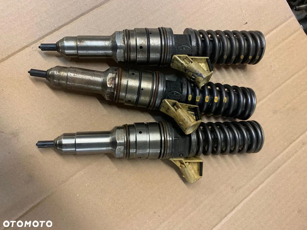 Pompowtryskiwacz Iveco Stralis Bosch do regeneracji 0414703004 - 1