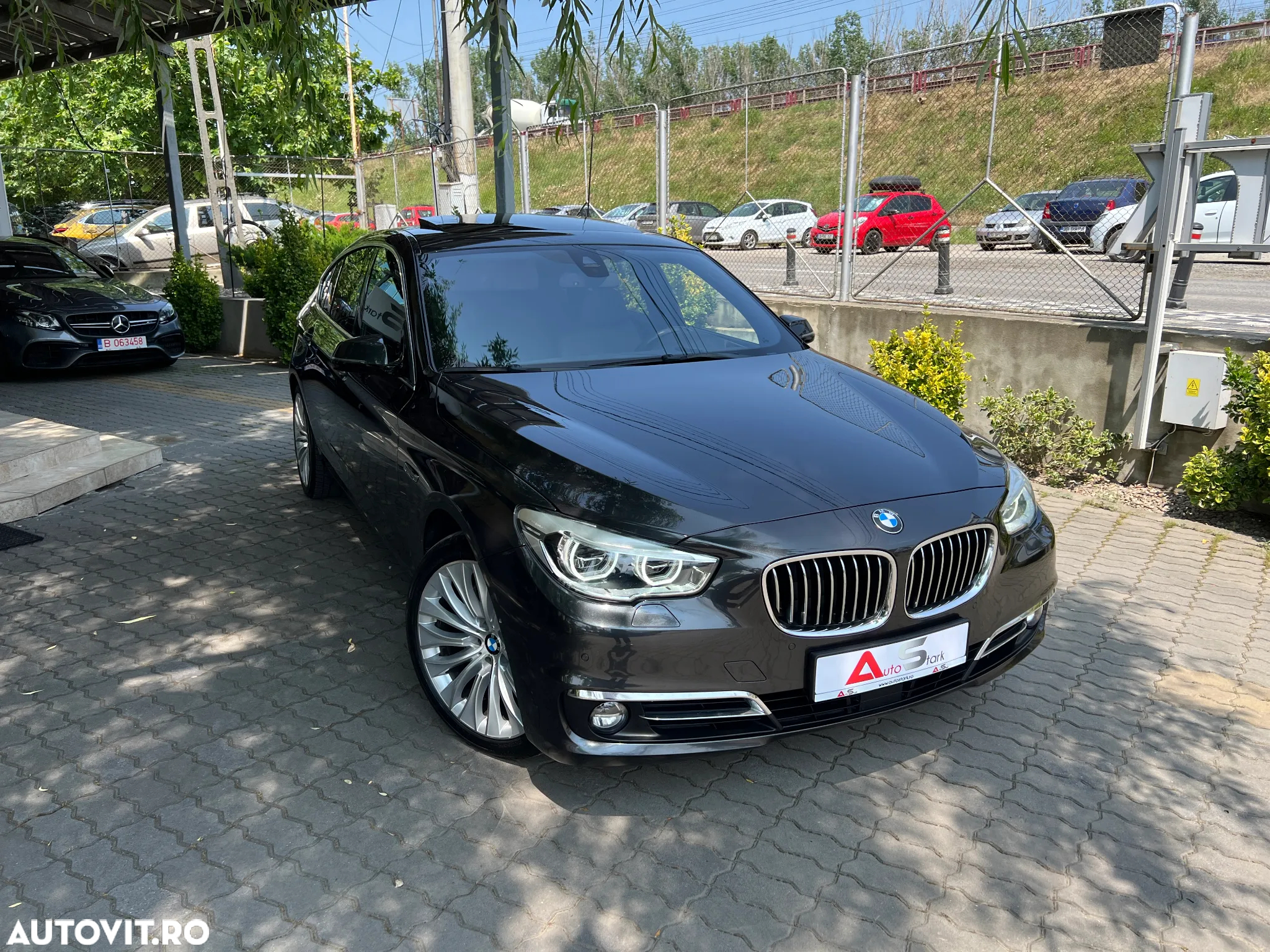 BMW Seria 5 520d Gran Turismo Aut. Luxury Line - 3