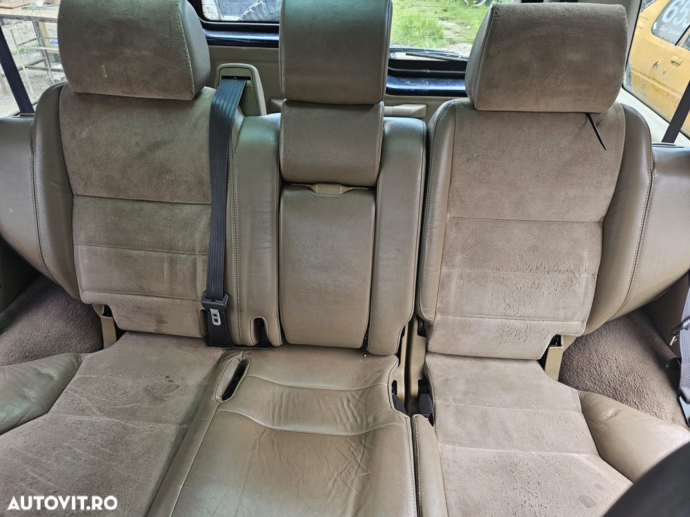 Land Rover Discovery - 7