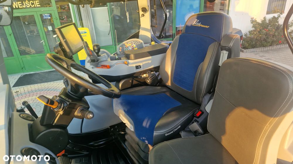 New Holland T7.270 Auto Command - 31