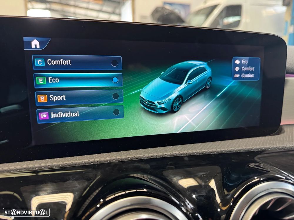 Mercedes-Benz A 180 d 8G-DCT Edition AMG Line - 33