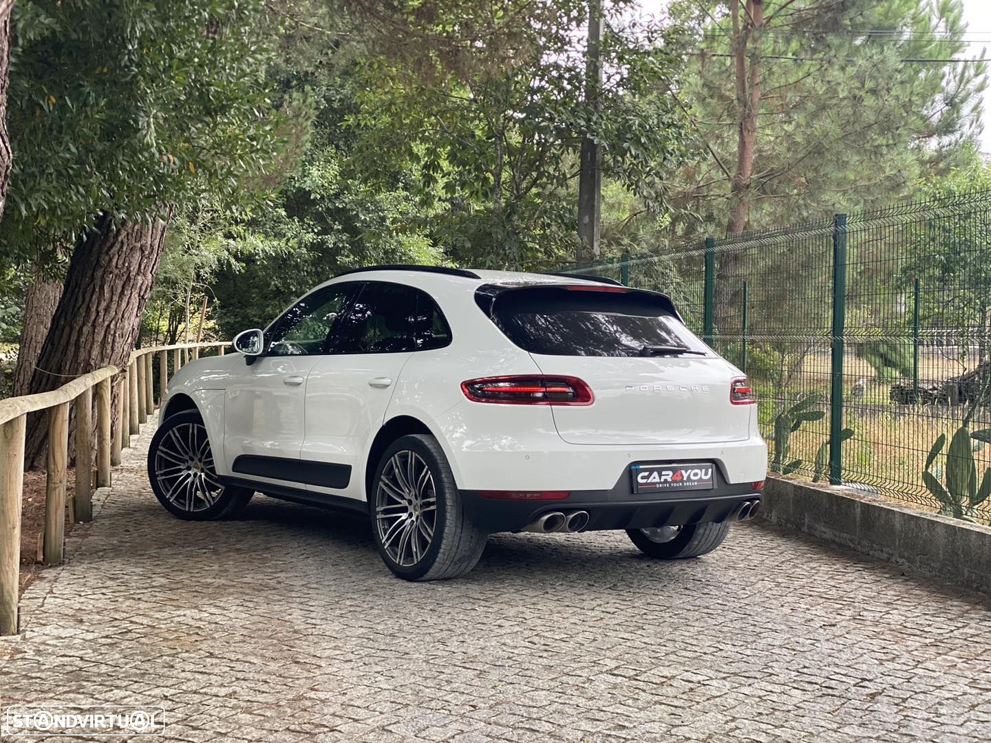 Porsche Macan S - 4