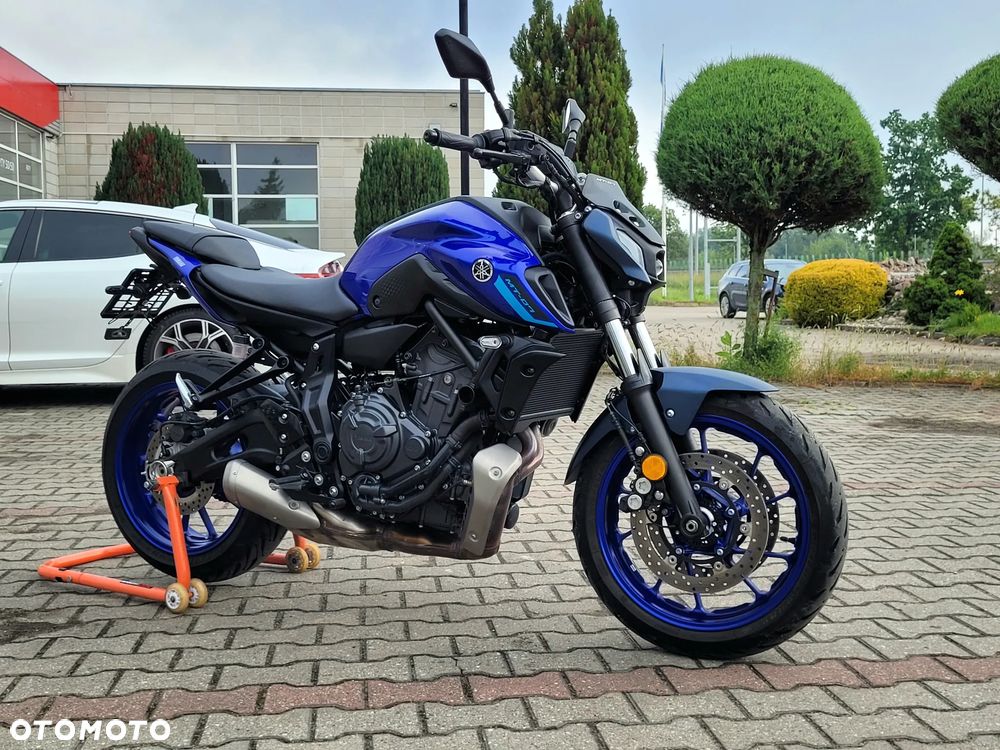 Yamaha MT - 17