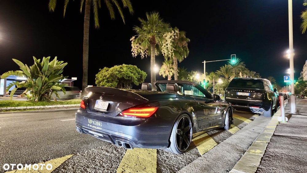 Mercedes-Benz SL - 13