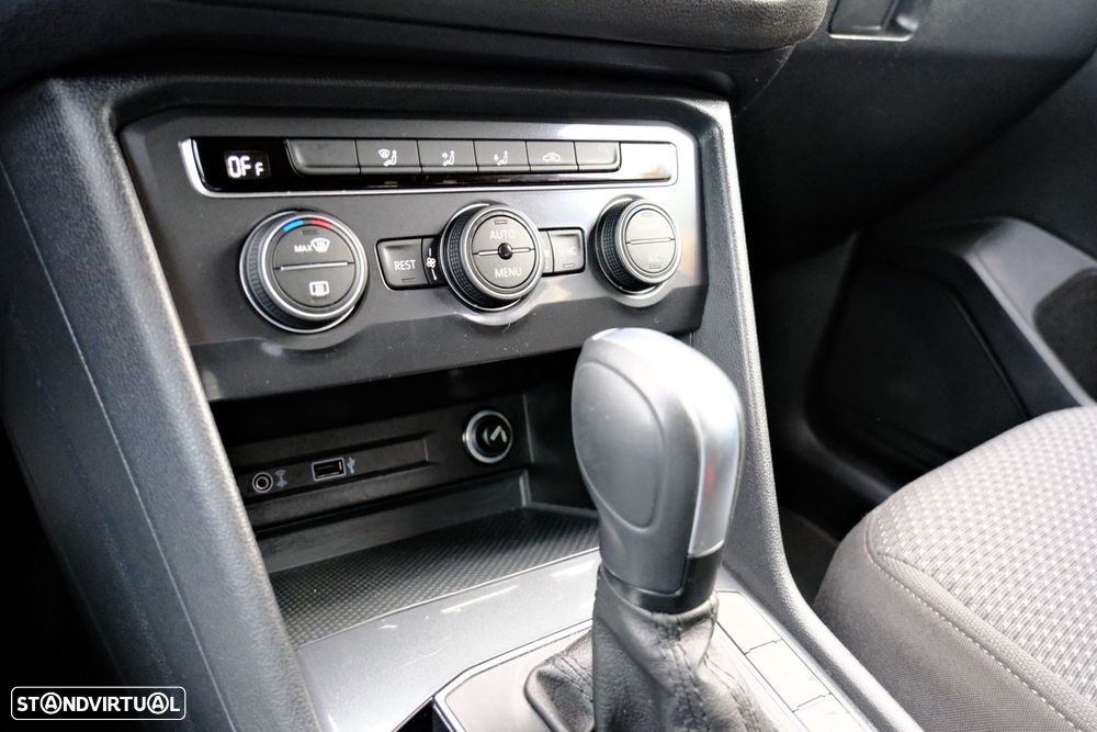 VW Tiguan Allspace 2.0 TDI Confortline DSG - 28