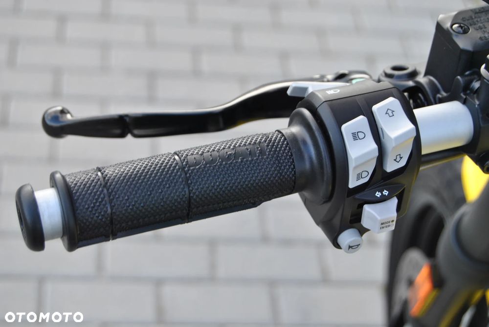 Ducati Scrambler - 21