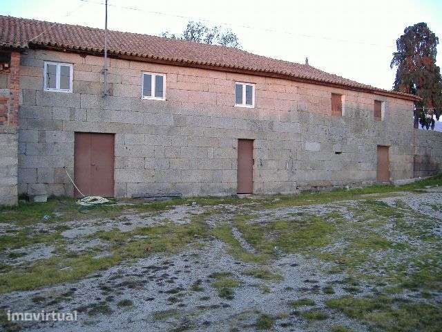 Quinta em Chaves Terreno 50 Ha (500 mil M2) Construção 1.593 m2 - Grande imagem: 3/34