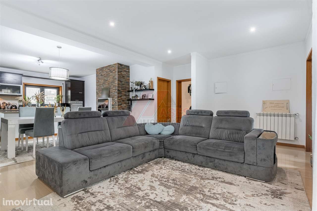 Moradia com Terreno e Espaços Amplos – 5 min de Fafe! - Grande imagem: 4/41