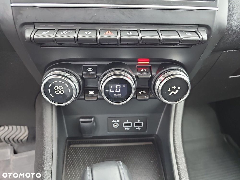 Renault Captur 1.3 TCe mHEV Intens EDC - 24