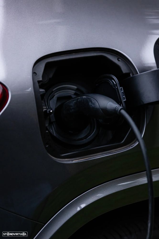 Mercedes-Benz GLA 250 e AMG Line - 8