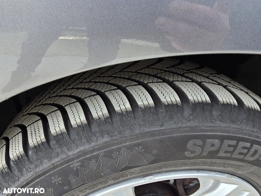 Hyundai i30 1.6 CRDi Edition Plus - 8