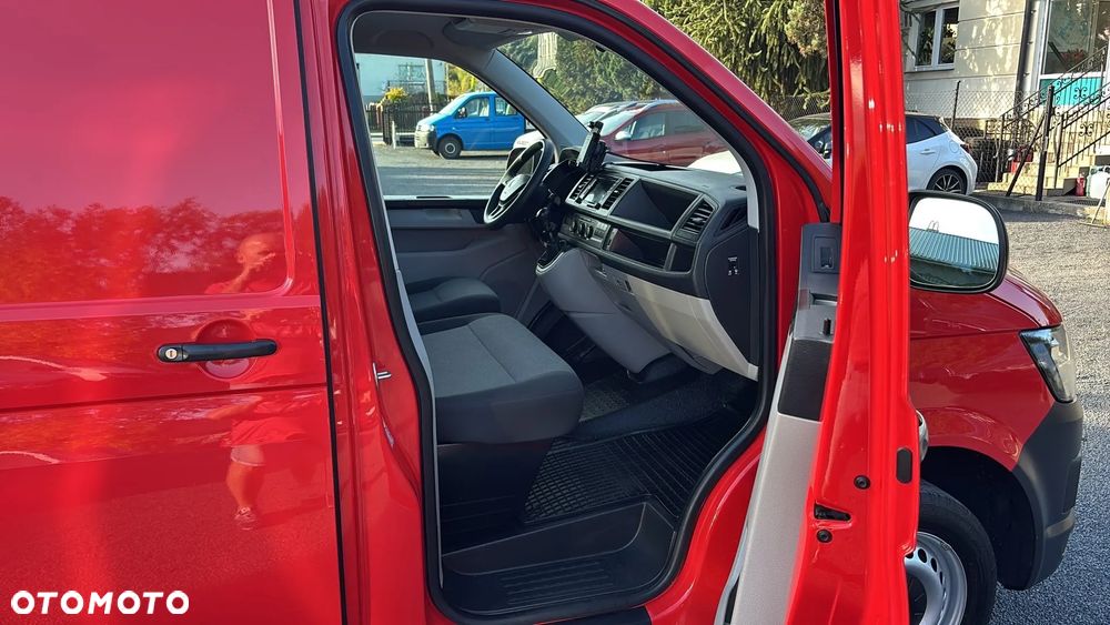 Volkswagen Transporter T6 - 23