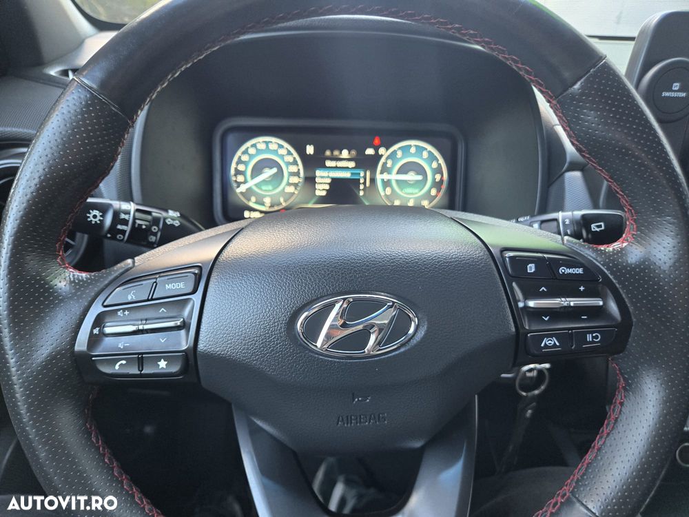 Hyundai KONA - 6