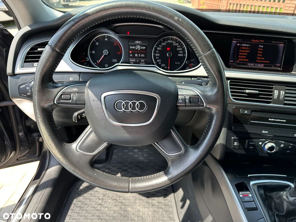 Audi A4 Limousine - 8