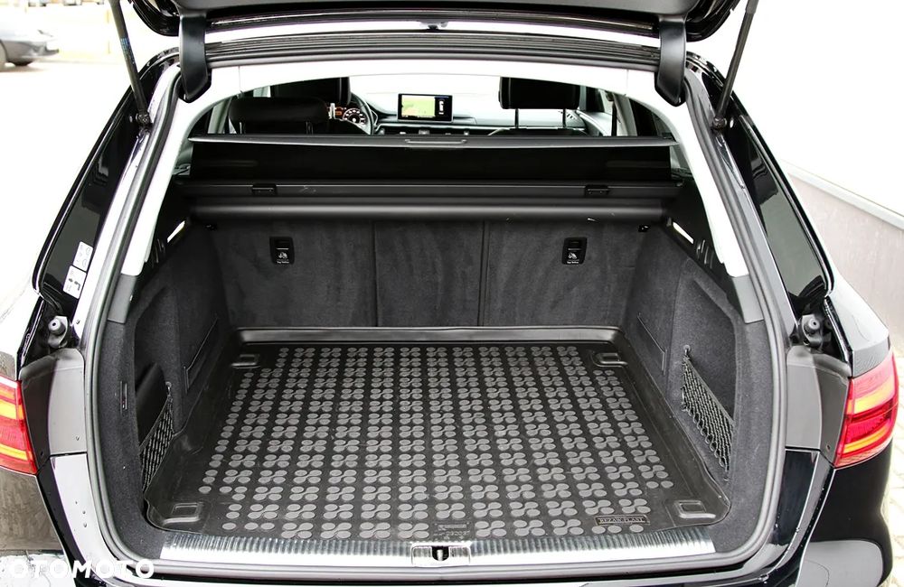 Audi A4 Avant 40 TDI Quattro Sport S tronic - 38