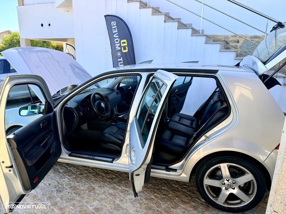 VW Golf 1.9 TDi Highline - 34
